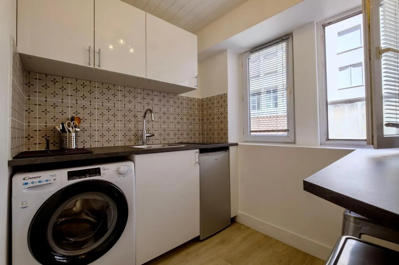 Apartment Honore Suite Ferrandiere Lyon